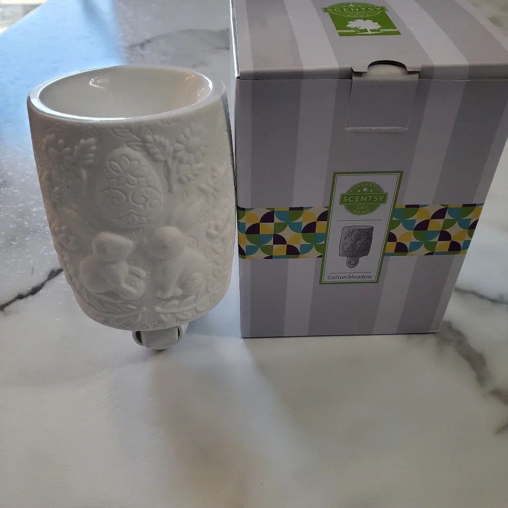 Cotton Meadow Mini Scentsy Warmer